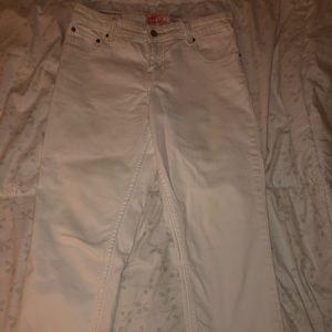 White Levi cropped jeans